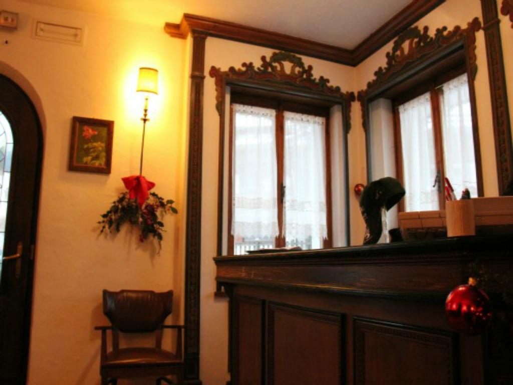 Hotel Capannina กอร์ตินาดัมเปซโซ ภายนอก รูปภาพ