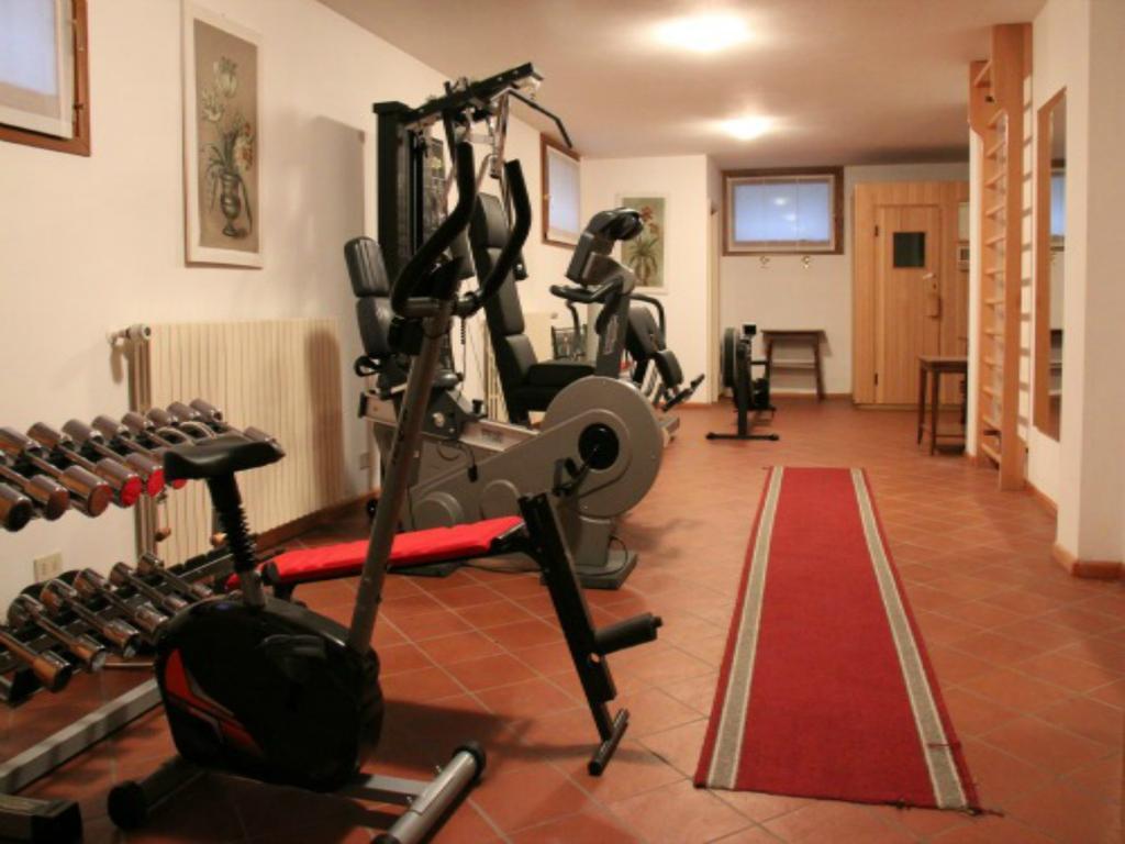 Hotel Capannina กอร์ตินาดัมเปซโซ ภายนอก รูปภาพ