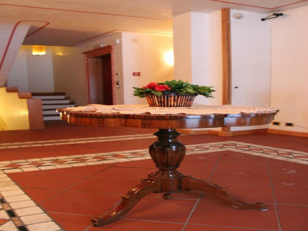Hotel Capannina กอร์ตินาดัมเปซโซ ภายนอก รูปภาพ